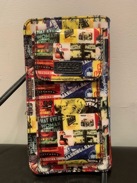 Relic Handbags - 💥RELIC HOLLYWOOD COLLAGE CROSSBODY WALLET. NWOT